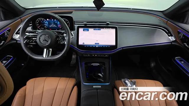 Mercedes-Benz E-Class — Фото автомобиля 5