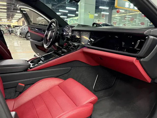 Porsche Panamera 2024 Panamera 2.9T — Фото автомобиля 18