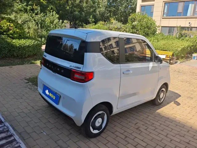 Wuling Hongguang Mini EV — Фото автомобиля 3