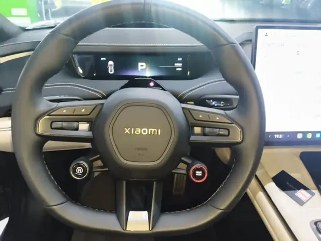 Xiaomi SU7 — Фото автомобиля 10