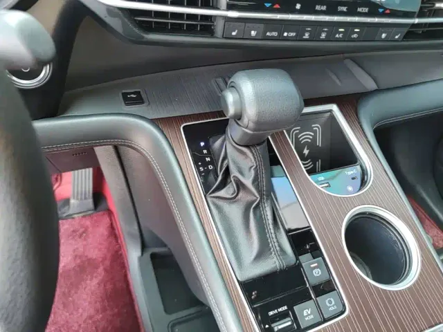 Toyota Granvia — Фото автомобиля 13