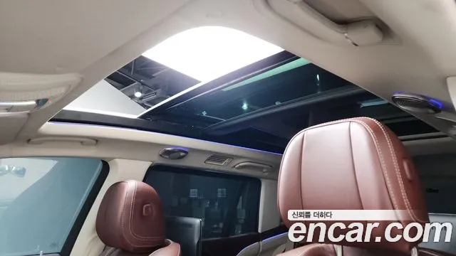 Mercedes-Benz GLS-Class — Фото автомобиля 11
