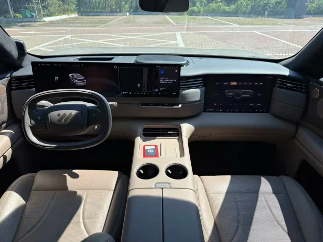 IM Motors LS8 — Фото автомобиля 15