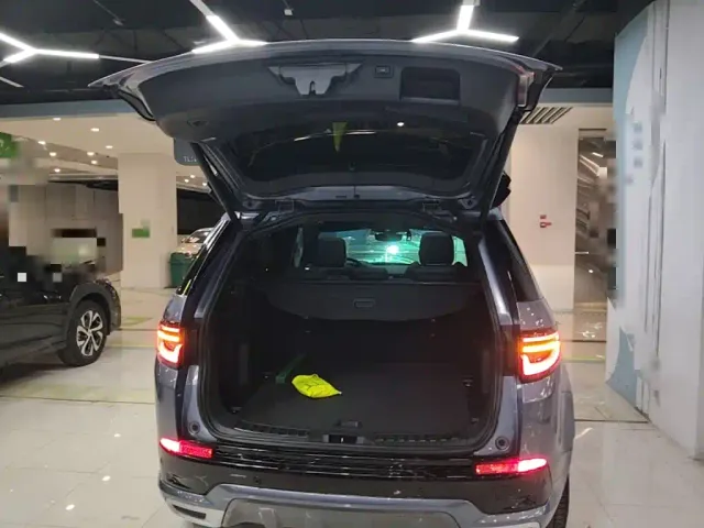 Land Rover Discovery Sport — Фото автомобиля 18