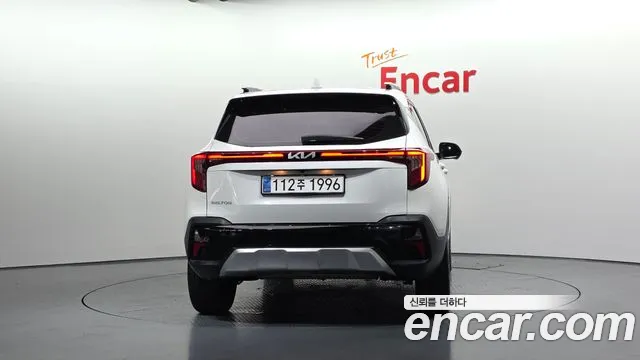 Kia Seltos — Фото автомобиля 4