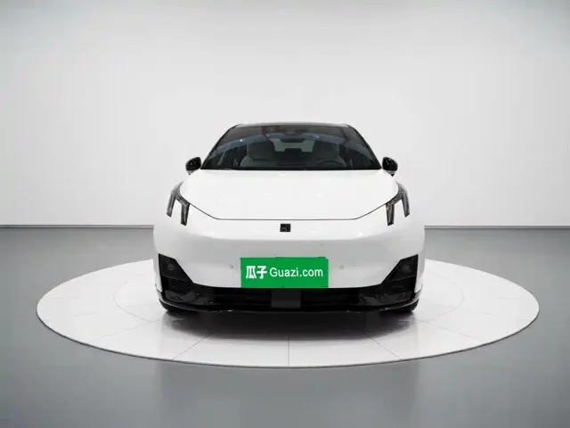 Lynk & Co Lynk & Co Z20 2025 530km RWD Max — Фото автомобиля 2