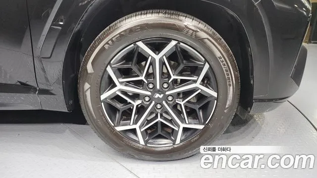 Hyundai Tucson Tucson (NX4) Бензин 1.6 турбо 2WD — Фото автомобиля 5
