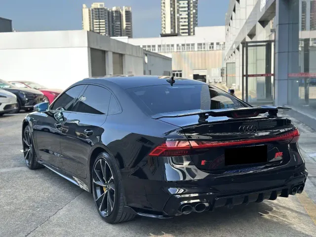 Audi A7L — Фото автомобиля 3