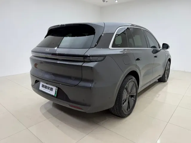Li Auto L6 — Фото автомобиля 4