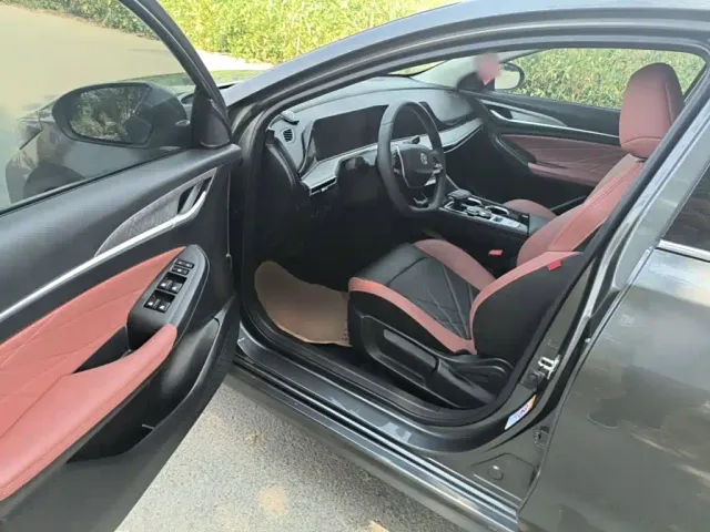 Changan Eado — Фото автомобиля 15