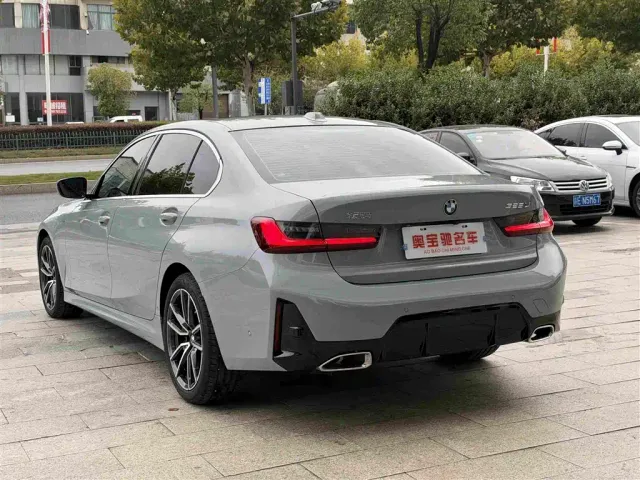 BMW 3 Series — Фото автомобиля 9