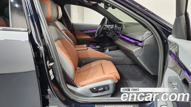 BMW i5 — Фото автомобиля 5