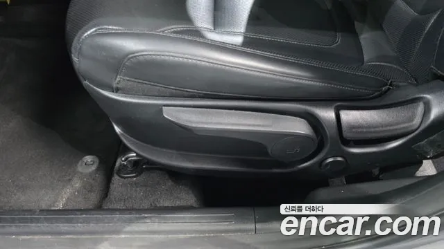 Hyundai Tucson Tucson (NX4) Дизель 2.0 4WD — Фото автомобиля 27