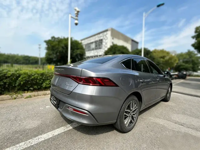 BYD Qin PLUS — Фото автомобиля 10