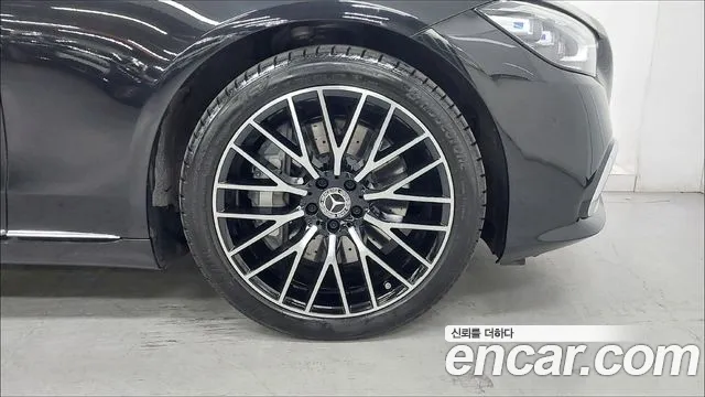 Mercedes-Benz S-Class — Фото автомобиля 5