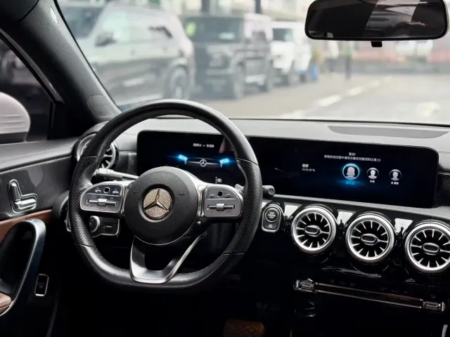 Mercedes-Benz A-Class — Фото автомобиля 19