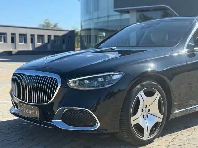 Mercedes-Benz Maybach S-Class — Фото автомобиля 11