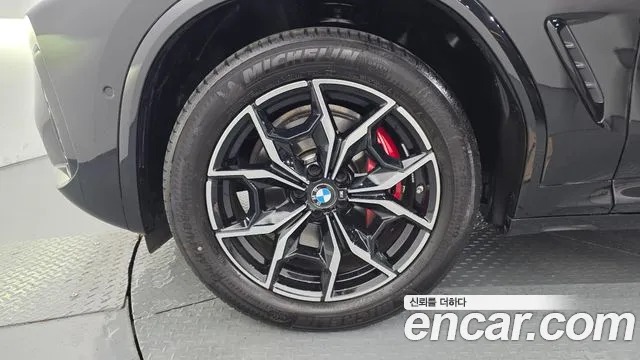 BMW X4 xDrive20i M Sport Pro — Фото автомобиля 5