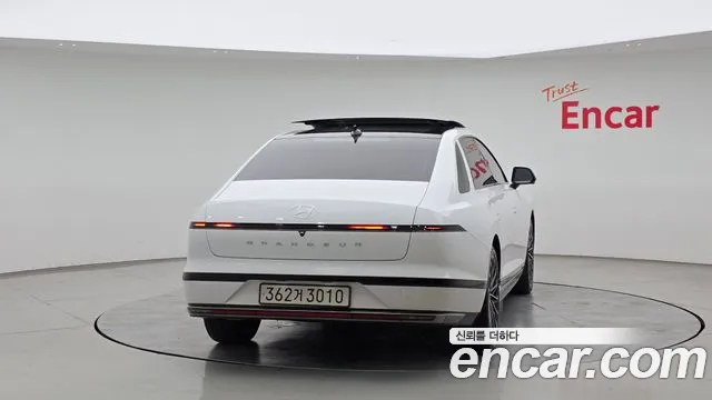 Hyundai Grandeur GN7 — Фото автомобиля 4