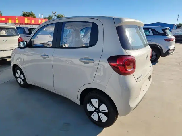 Wuling Hongguang Mini EV — Фото автомобиля 4