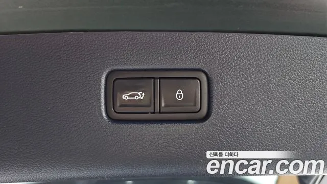 Genesis GV80 — Фото автомобиля 23