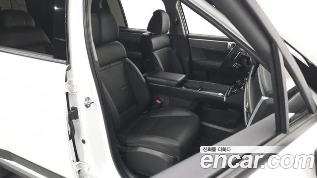Hyundai Santafe Бензин 2.5T 2WD — Фото автомобиля 23