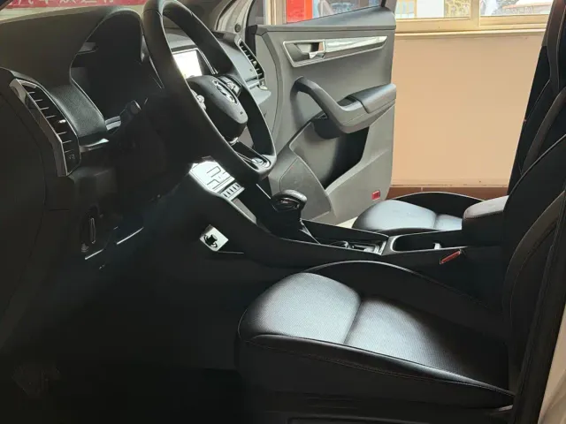 Škoda Karoq 2023 TSI280 Premium Edition — Фото автомобиля 10