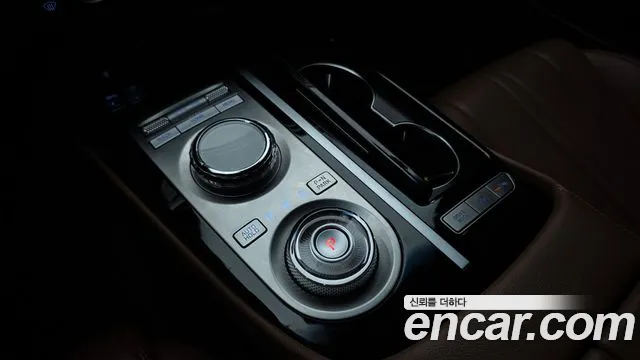 Genesis G80 RG3 — Фото автомобиля 11