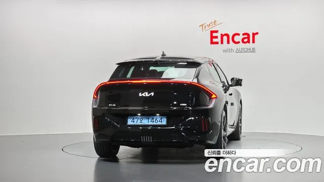 Kia EV6 New — Фото автомобиля 4