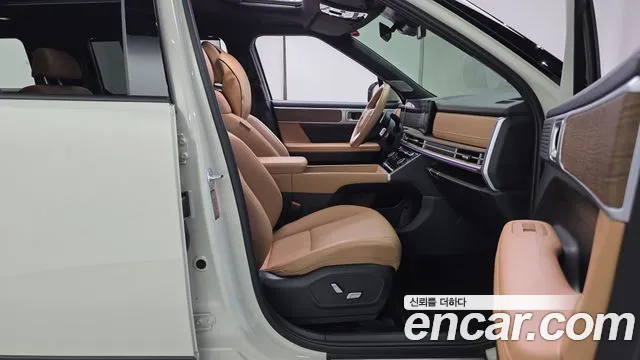 Hyundai Santafe Santa Fe (MX5) Бензин 2.5T 2WD — Фото автомобиля 26