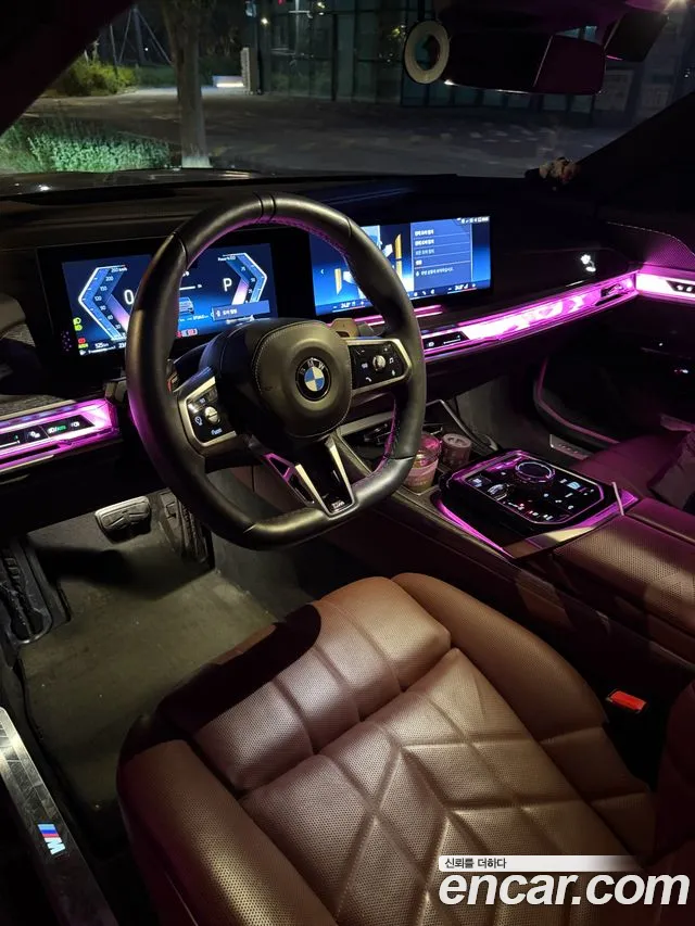 BMW 7-Series 7 серия (G70) 740i sDrive M Sport — Фото автомобиля 3