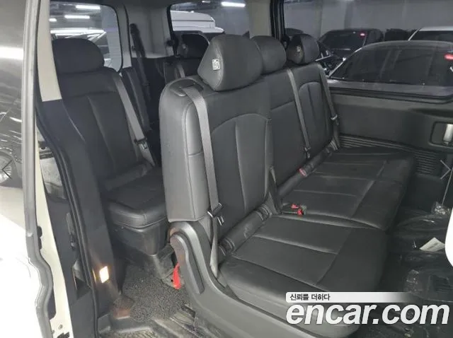Hyundai Staria — Фото автомобиля 3
