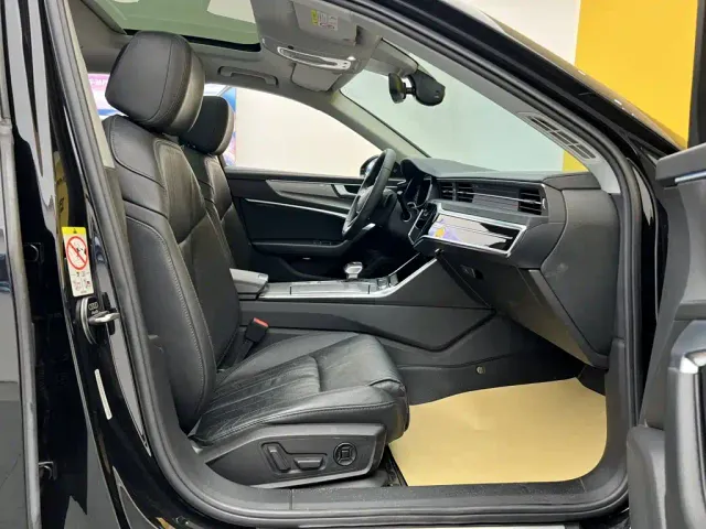 Audi A6L — Фото автомобиля 13