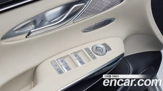 Genesis GV70 2.5T Бензин 2WD — Фото автомобиля 26