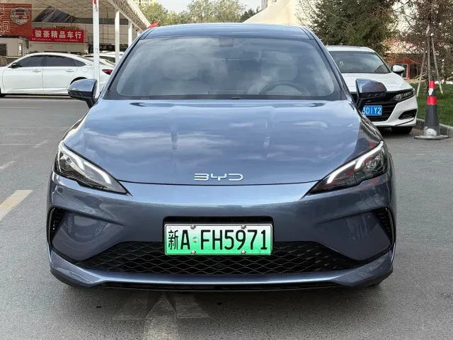 BYD Seal 05 DM-i — Фото автомобиля 2
