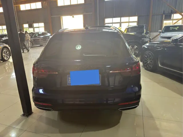 Audi A4 — Фото автомобиля 8