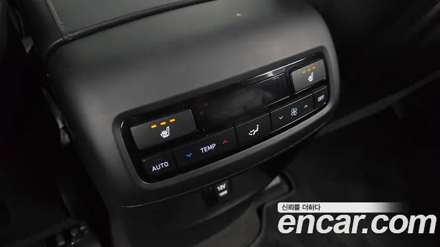 Hyundai Palisade Palisade Бензин 3.8 2WD — Фото автомобиля 16