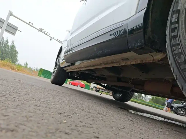 Roewe RX5 Max — Фото автомобиля 20