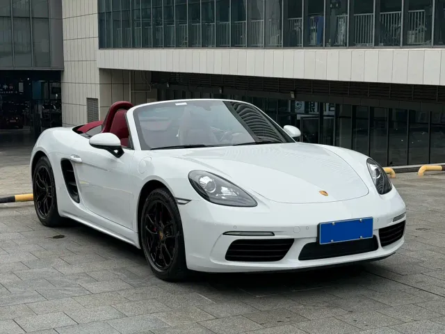 Porsche 718 — Фото автомобиля 3