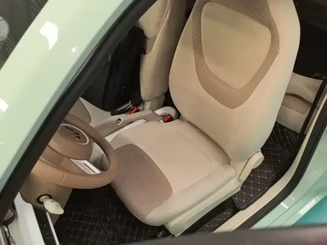 Wuling Hongguang Mini EV — Фото автомобиля 14