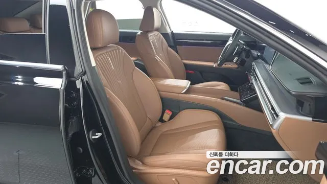 Hyundai Grandeur GN7 — Фото автомобиля 16