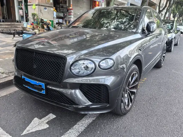 Фотография автомобиля — Bentley Bentayga