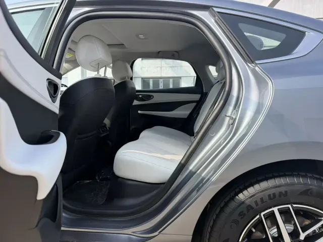 BYD Seal 05 DM-i — Фото автомобиля 6