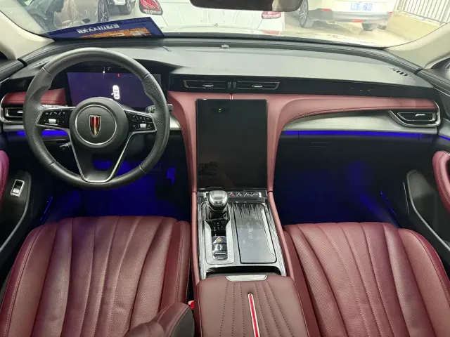 Hongqi H5 — Фото автомобиля 9