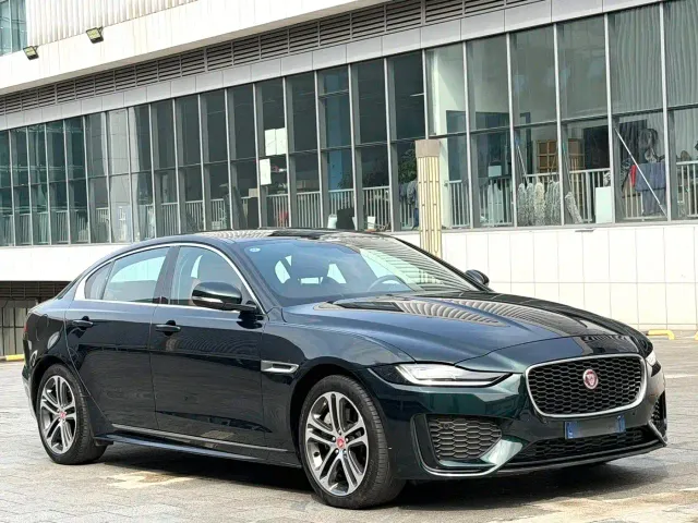 Jaguar XEL — Фото автомобиля 3