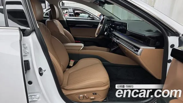Hyundai Grandeur GN7 — Фото автомобиля 16