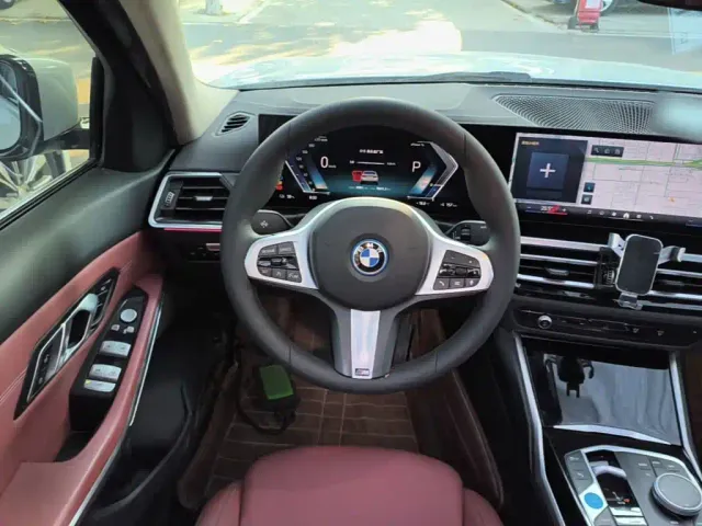 BMW i3 — Фото автомобиля 10