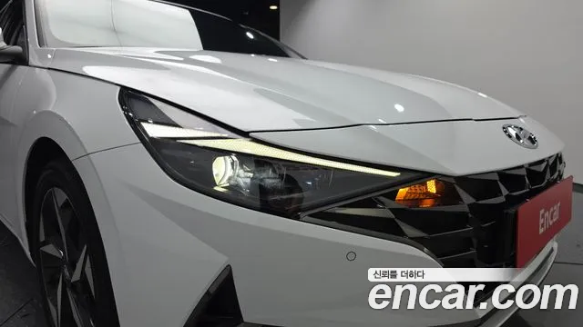 Hyundai AVANTE Avante (CN7) — Фото автомобиля 19