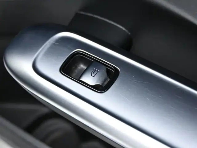 Mercedes-Benz C-Class — Фото автомобиля 30