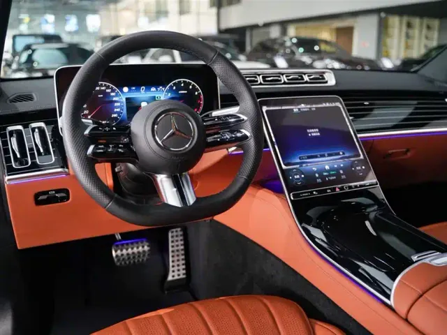 Mercedes-Benz S-Class — Фото автомобиля 2